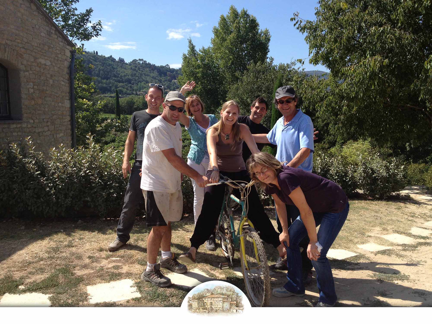 Château La Canorgue Familienteam Provence - Handwerkliche Weinproduktion seit 1978 - Frohe Weihnachten mit Bio-Weinen - Exklusiver Flash Sale für Stammkunden